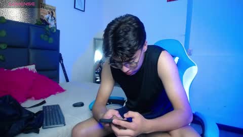 samuel_dark online show from April 12, 2:04 am