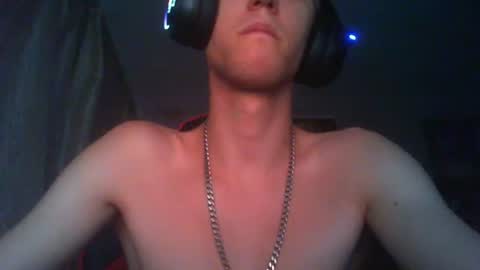 sexymen257785 online show from August 8, 6:15 pm