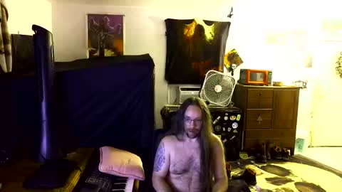 shredmancer online show from June 10, 3:52 am