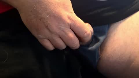 shy_guy_2025 online show from July 29, 10:53 pm