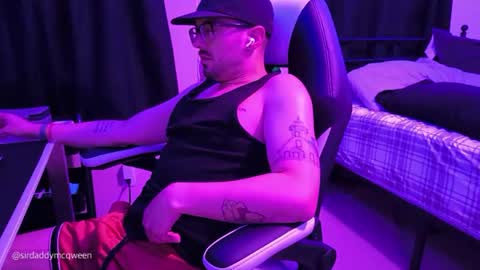 Sir Daddy McQween online show from August 8, 2:40 am