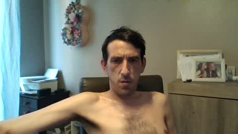 SkinnyBigCock2 online show from June 18, 11:26 am