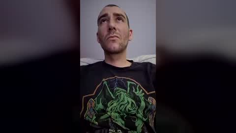Meatnbones online show from July 18, 6:57 pm