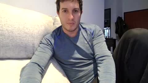 solo_en_casaa online show from July 8, 8:46 pm