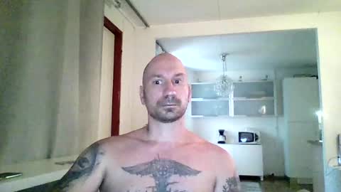Suomimies89 online show from July 5, 6:37 pm