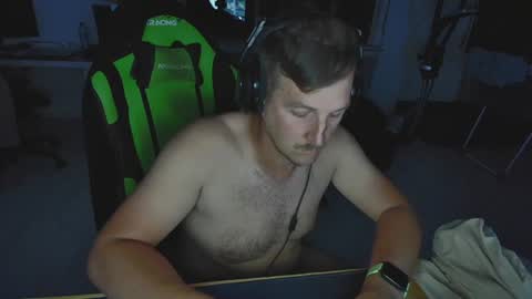 swaicy1990 online show from August 5, 8:47 pm