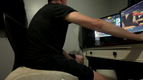first stream was very fun grateful for every follow and super active chat online show from June 17, 9:33 am