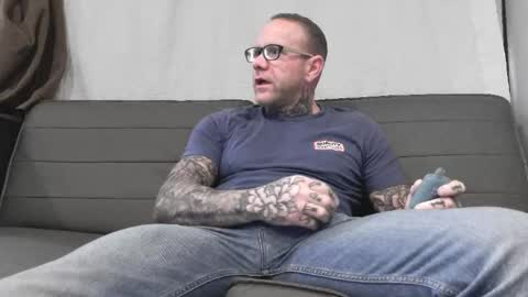 tattooedteaseme online show from May 26, 7:32 pm