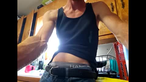 therizzler_1_of_1 online show from June 8, 8:10 pm