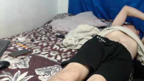 tomas_turbado_ online show from July 19, 8:20 am