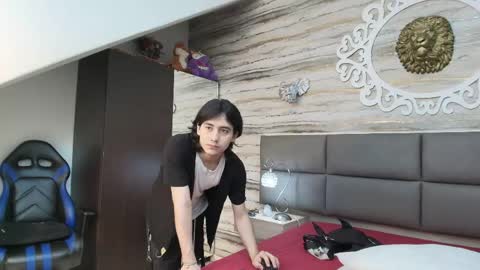    online show from May 17, 4:09 am