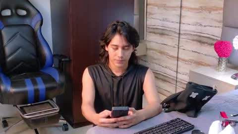    online show from June 5, 4:17 am