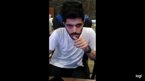 waleeddxxx online show from July 5, 1:31 am