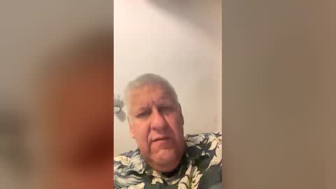 weightroom1958 online show from June 2, 3:07 am