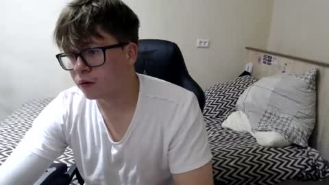 Max online show from July 28, 2:35 pm