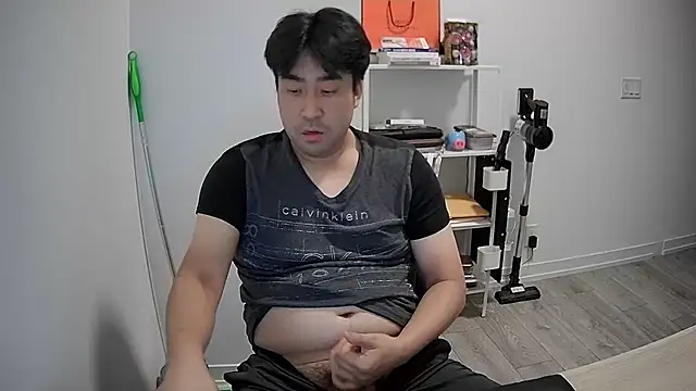 Koreanboy171 online show from August 5, 11:43 pm