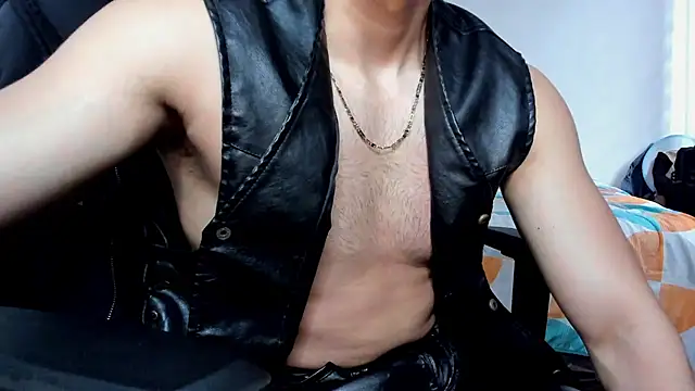 Tommy Bred online show from July 16, 8:05 pm