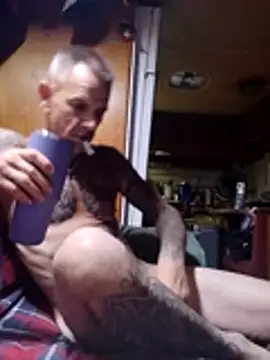 deepstroker42071 online show from July 31, 12:04 pm