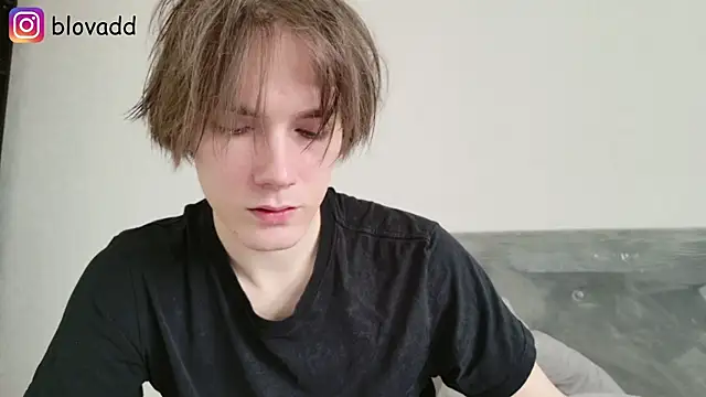 callmenineoneseven online show from July 6, 3:25 pm