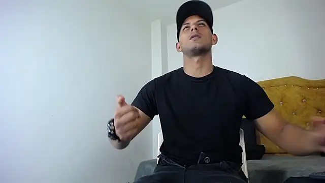 Chris Dick23 online show from June 27, 5:21 am