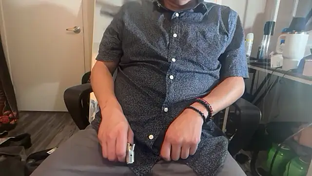 Mikeypnp1494 online show from July 19, 11:27 am