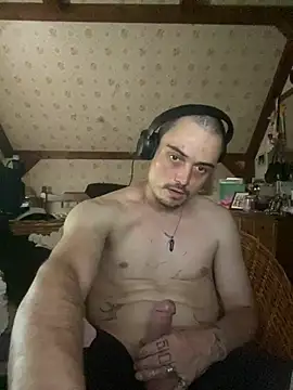 JustTylerr online show from July 2, 2:12 pm