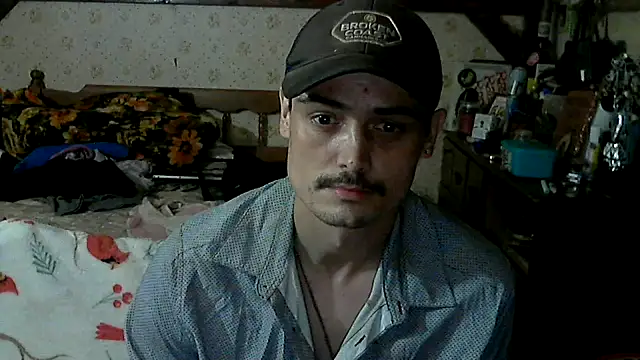JustTylerr online show from July 29, 6:45 am