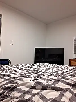 L0cKyseven77 online show from August 7, 10:44 am