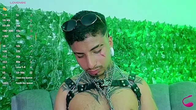 JuanCamiilo 66 online show from June 26, 4:04 am