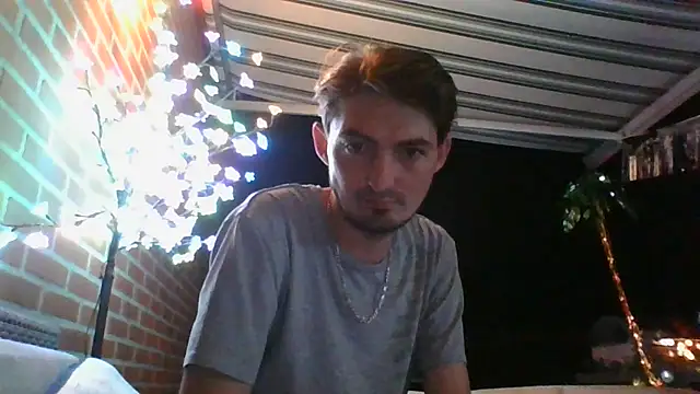 Wesleymodel online show from August 6, 9:54 pm