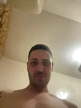 iltoscano95 online show from July 9, 6:44 pm