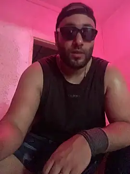 eljefedamino1994 online show from July 13, 3:58 pm