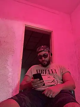 eljefedamino1994 online show from June 27, 1:28 pm