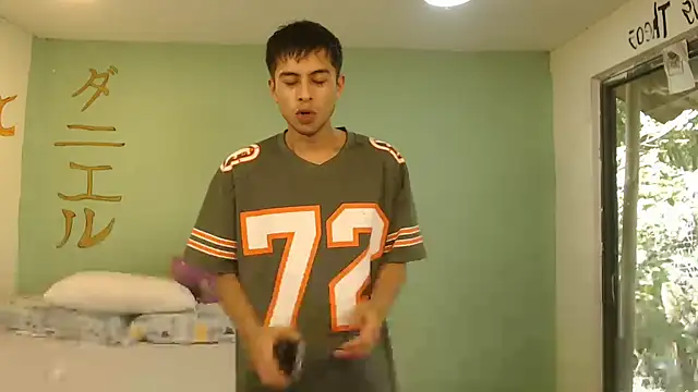 danielitopapuu online show from July 16, 3:30 pm