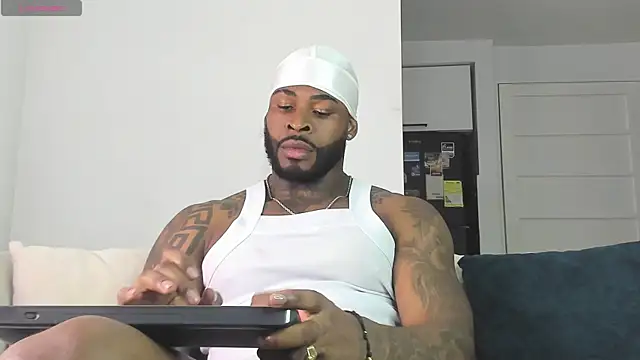Makonneen online show from May 31, 2:34 am