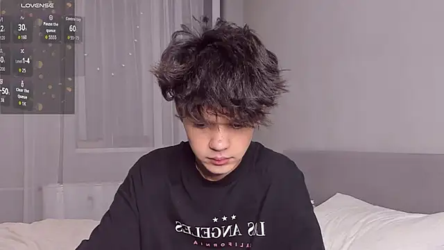 Felix Rey online show from June 23, 11:29 pm