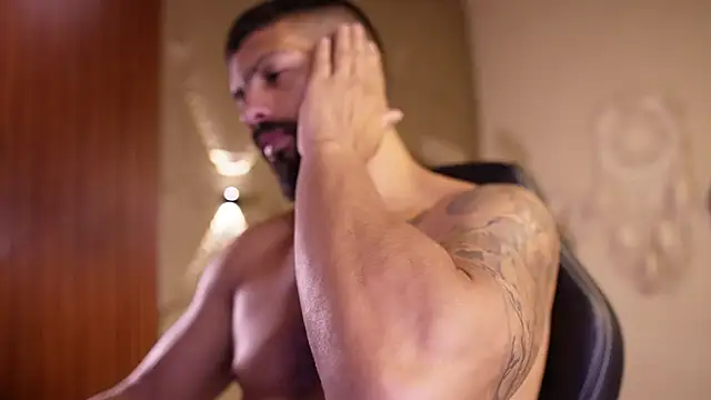 DannSaenz online show from July 9, 4:44 pm