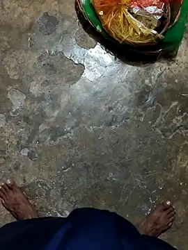 PRIYANHUxh online show from July 10, 8:43 pm