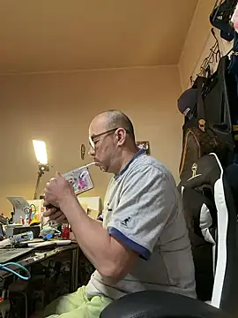 tsugu1105 online show from July 20, 11:39 pm