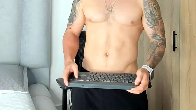 Ricardogo19 online show from June 11, 6:17 pm