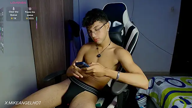 Angelligth online show from July 10, 3:54 am