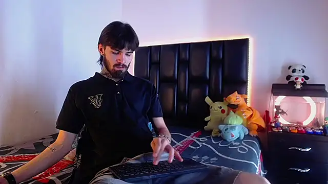 Brutal Sex Fucking online show from August 5, 9:31 pm
