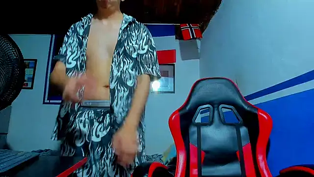 maxowens oficial online show from July 9, 8:01 pm