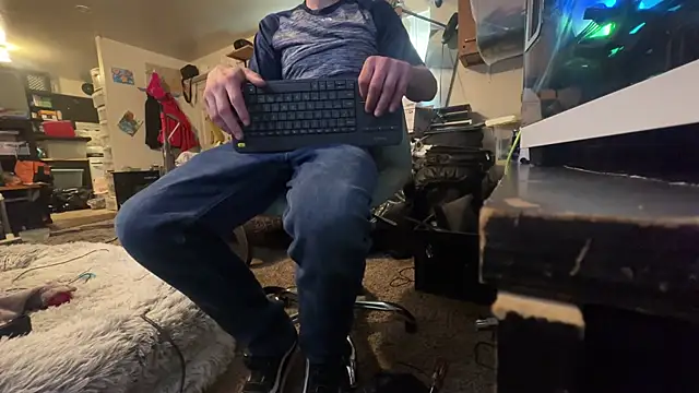 deadpi online show from April 30, 4:03 pm