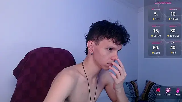 bryamado69 online show from June 18, 5:09 am