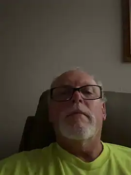 wildrocket02 online show from June 6, 1:44 am