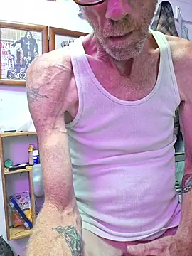 Undercover Pornstar online show from July 20, 8:54 pm
