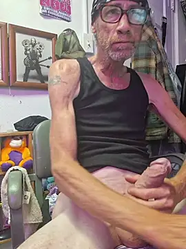 Undercover Pornstar online show from July 28, 4:27 pm