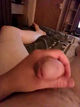 lovedoggy03 online show from June 18, 11:32 pm