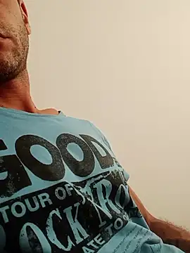 MrTamburine22 online show from June 26, 3:14 pm